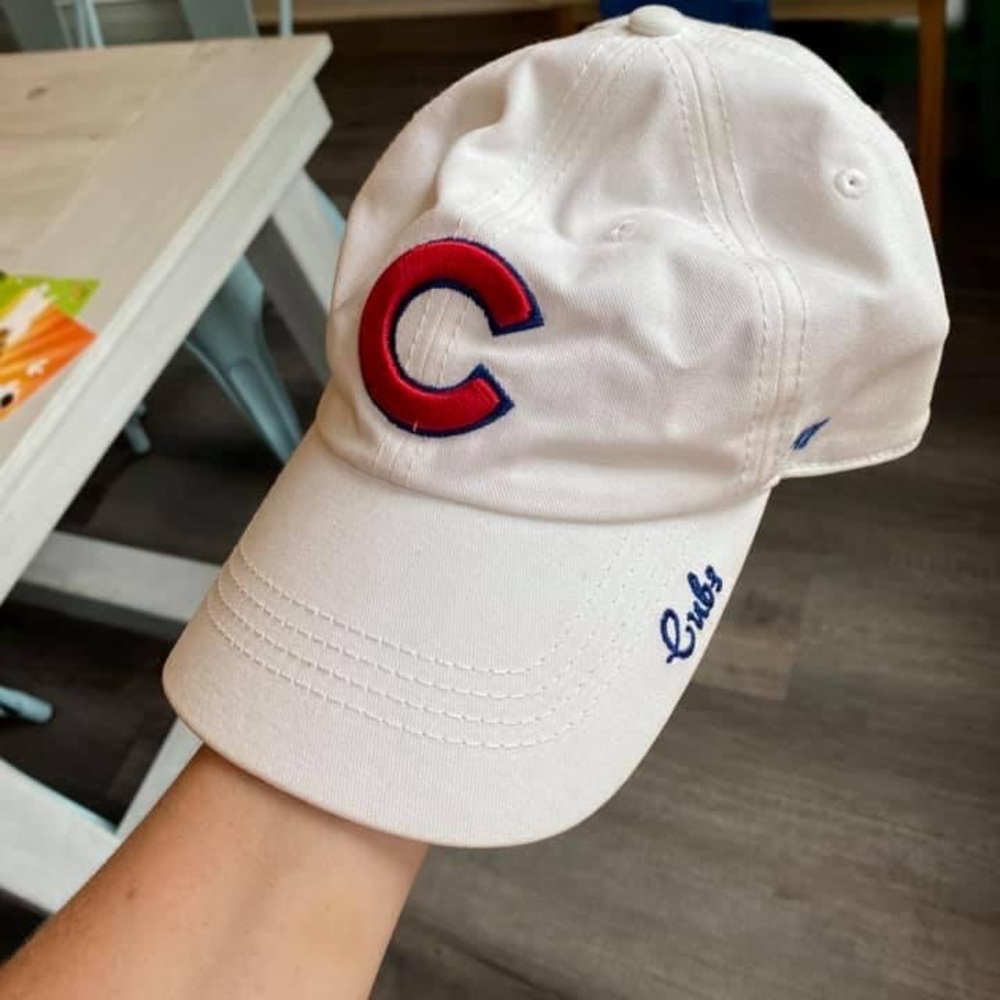 Womens Cubs Hat